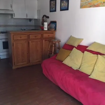 6 Pers, 2 Chambres, Terrasse Piscine Et Parking - Ref Gv6j * Agde