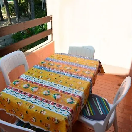 Daire 6 Pers, 2 Chambres, Terrasse Piscine Et Parking - Ref Gv6j Agde