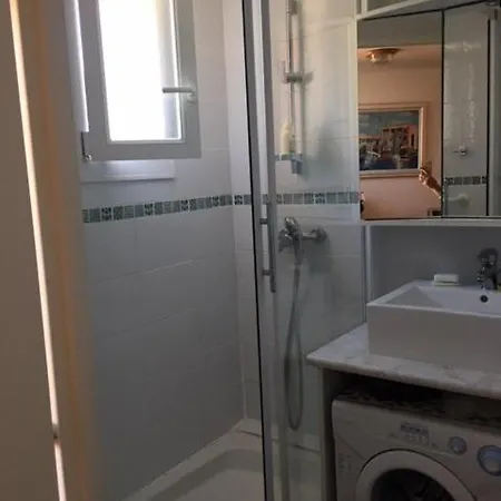6 Pers, 2 Chambres, Terrasse Piscine Et Parking - Ref Gv6j Agde
